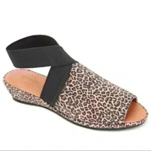 Gentle Souls by Kenneth Cole Women's Lily Ankle-Strap Elastic Sandals Size 9 NIB